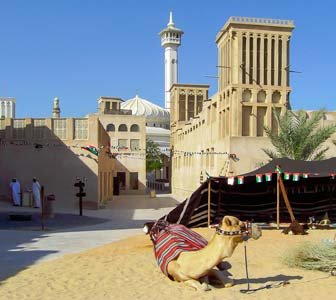 Visitar el barrio antiguo de Dubái